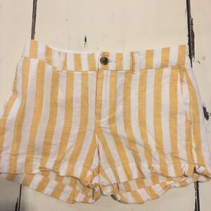 Old Navy size 0 striped loose fit linen shorts yellow